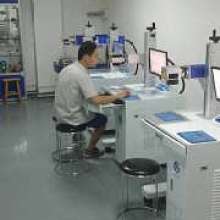 深圳市宝安区石岩永宏达五金制品厂 专业制造标牌、铭牌及金属配件